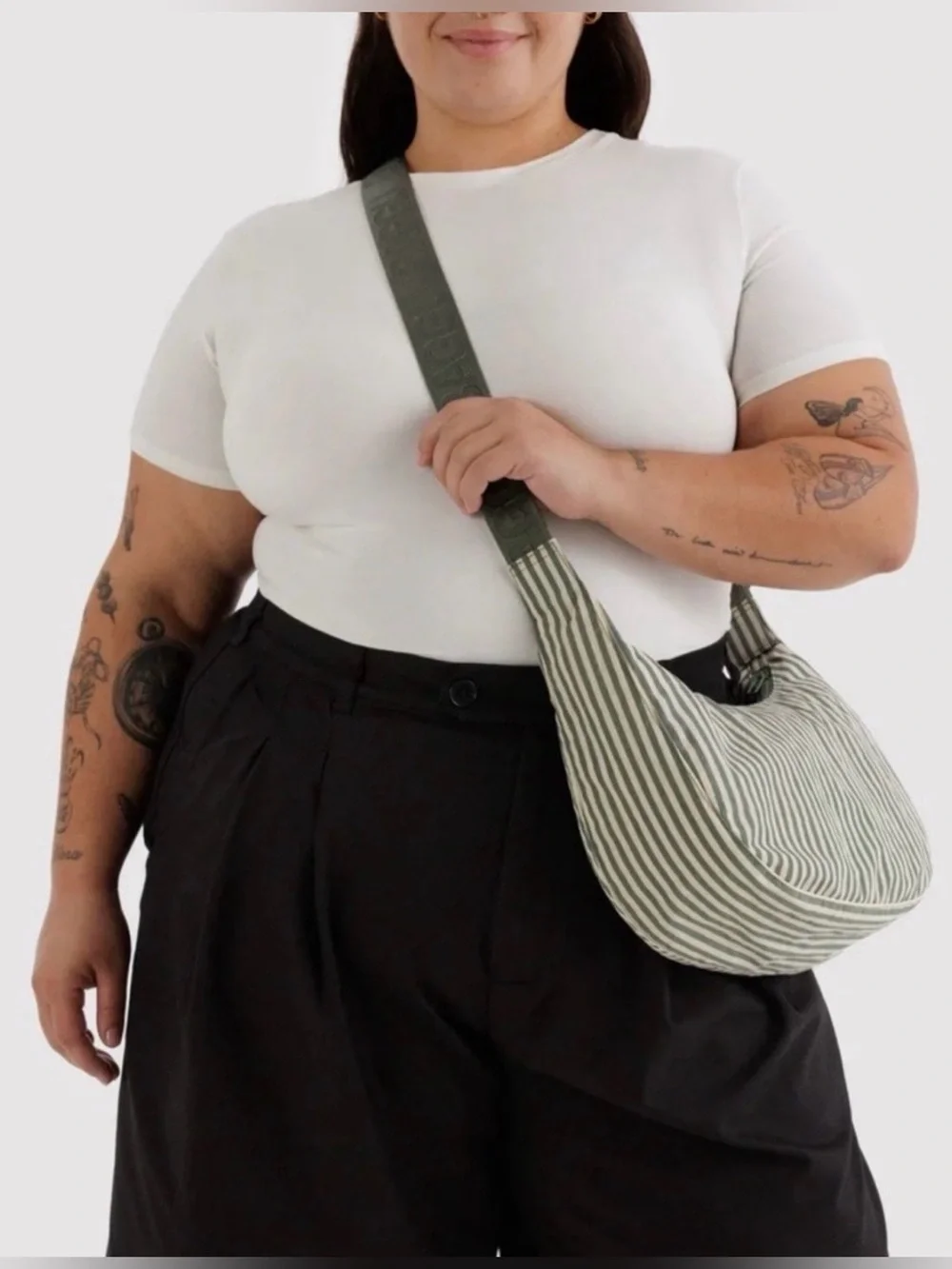 Baggy Medium Nylon Crescent Bag